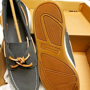 Boys Sperry boat shoes Brand new